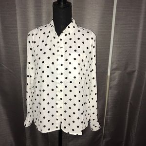 Polka dot blouse NWOT